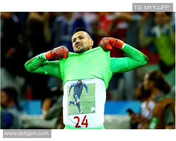 足球10号球衣的传奇与荣耀：探寻背后故事与球员的梦想之路